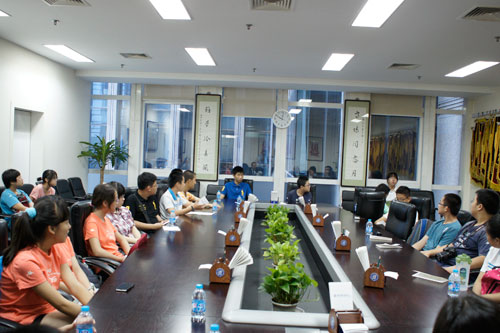 岳成律師事務(wù)所成為北京市十一學(xué)校校外社會(huì)實(shí)踐基地