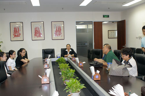 北京化工大學(xué)文法學(xué)院法律系老師來我所參觀交流